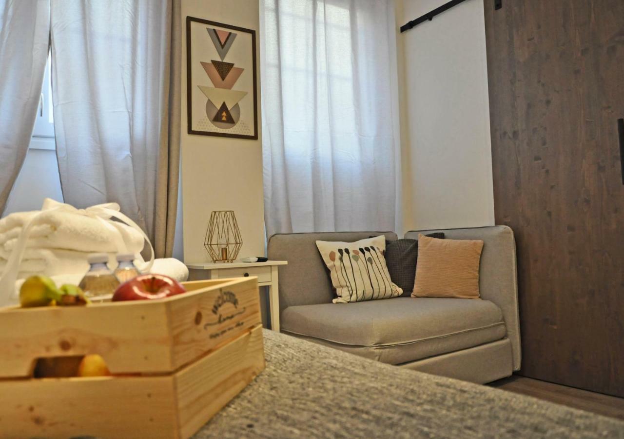 M.H.S. Appartement Milaan Buitenkant foto